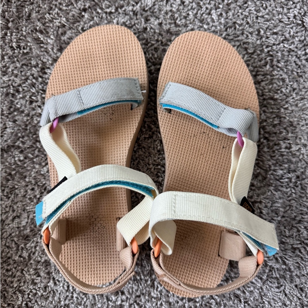 Teva Women's Sandals in Cream and Gray